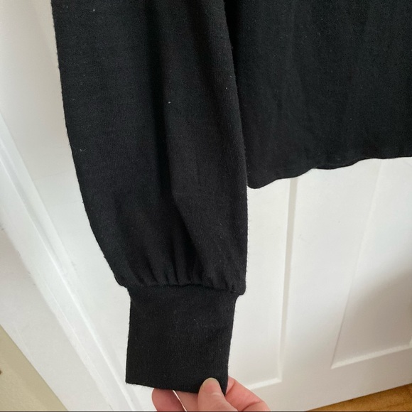 GAP scoop neck ballerina sleeve top - Picture 2 of 3